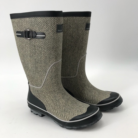 arctic shield rain boots
